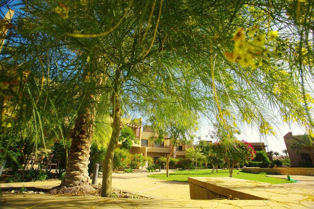 Golden Tulip Sharma Resort Eksteriør billede