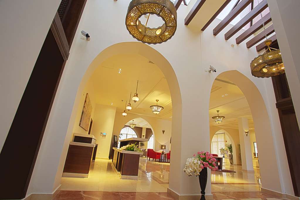 Golden Tulip Sharma Resort Interiør billede