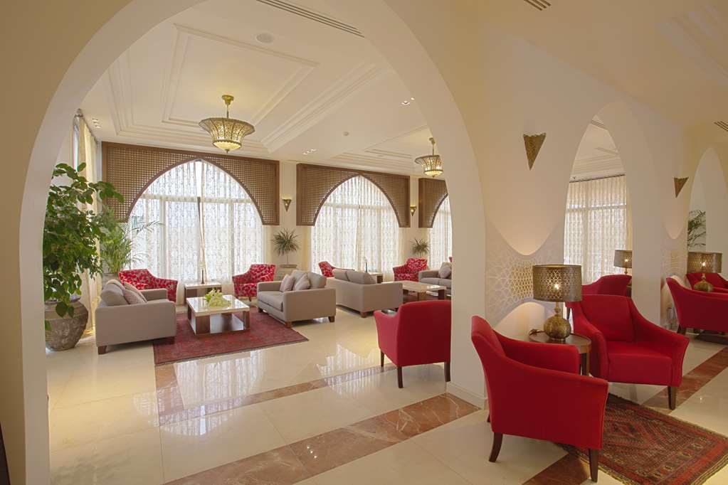 Golden Tulip Sharma Resort Interiør billede