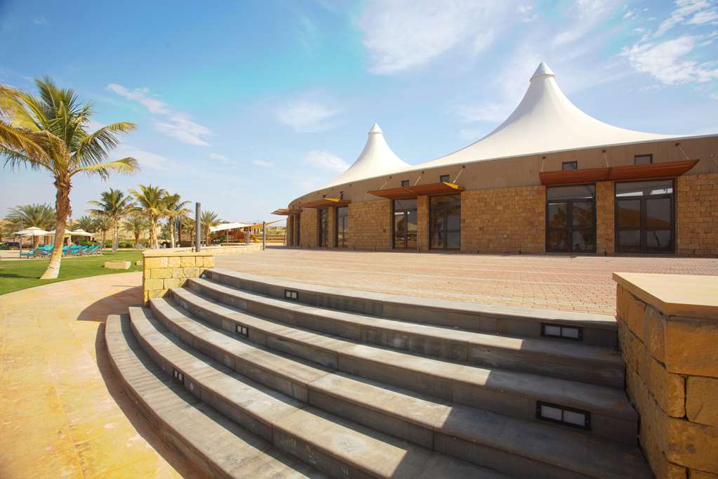 Golden Tulip Sharma Resort Faciliteter billede